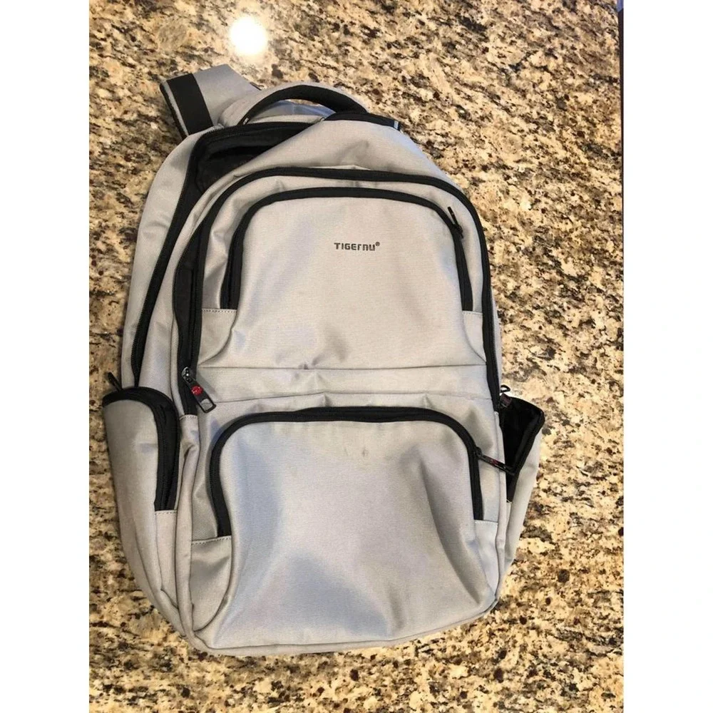 Tigernu Breathable Travel Backpack,Gray, Multiple pockets, Earphone slot